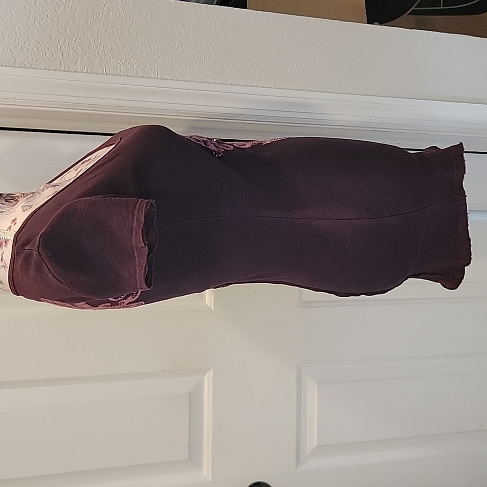 Cute Decorative Tee - Picture 8 of 14